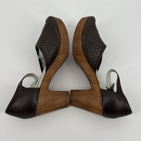 Eric Michael Womens Brown Platform Clogs Ankle Strap Laser Cut Leather Size 39 - Picture 8 of 15